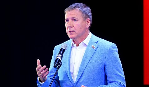 Оренбургская гимназия № 4 отметила юбилей
